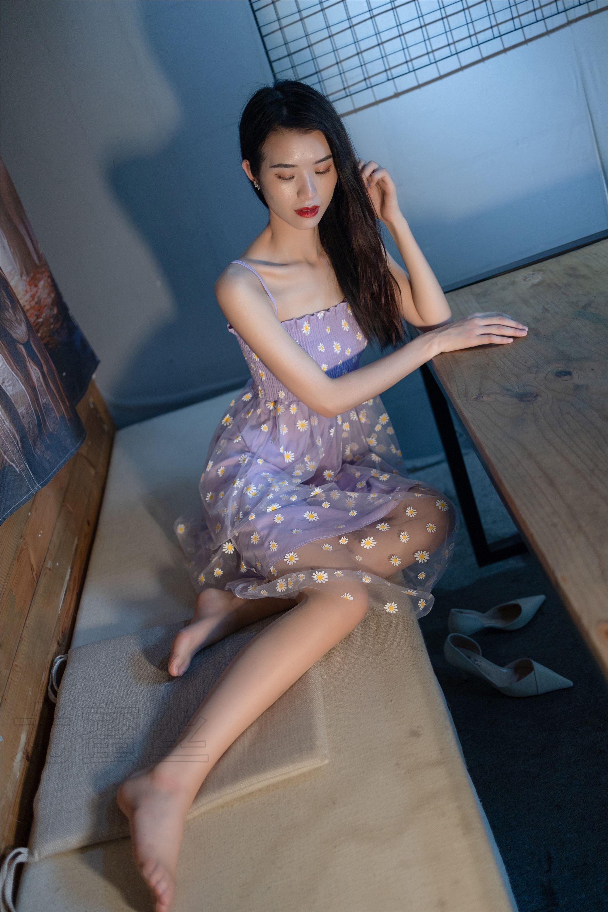 尤蜜丝 穿搭写真 NO.056